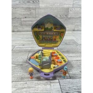 Vintage 1992‎ Polly Pocket Complete Fast Food Restaurant Patty's Burger Bar